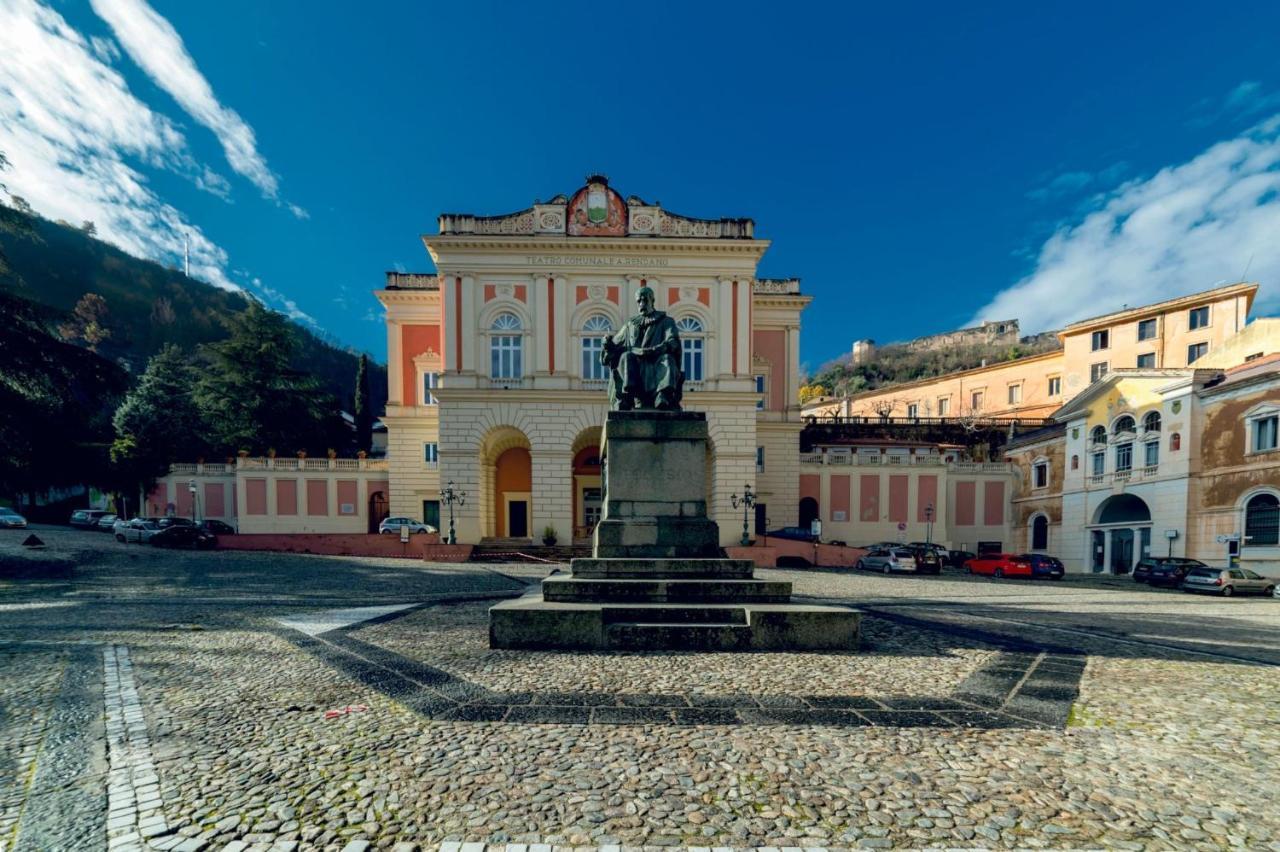 Cosenza Luxury Apartment Экстерьер фото