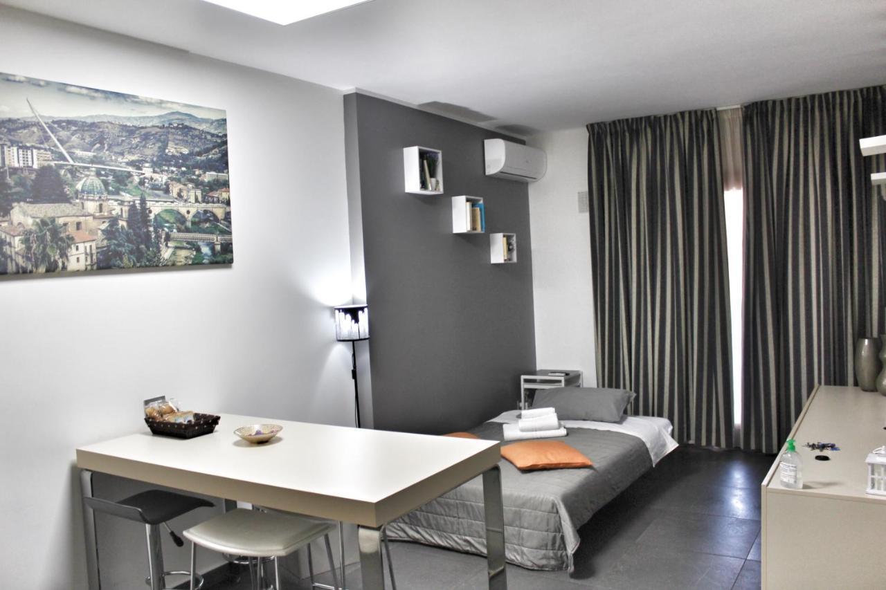 Cosenza Luxury Apartment Экстерьер фото