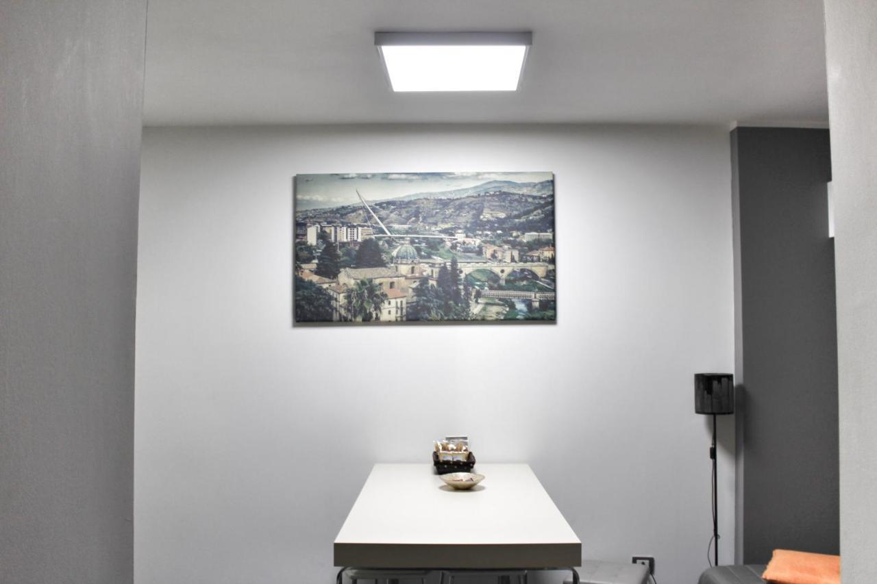 Cosenza Luxury Apartment Экстерьер фото